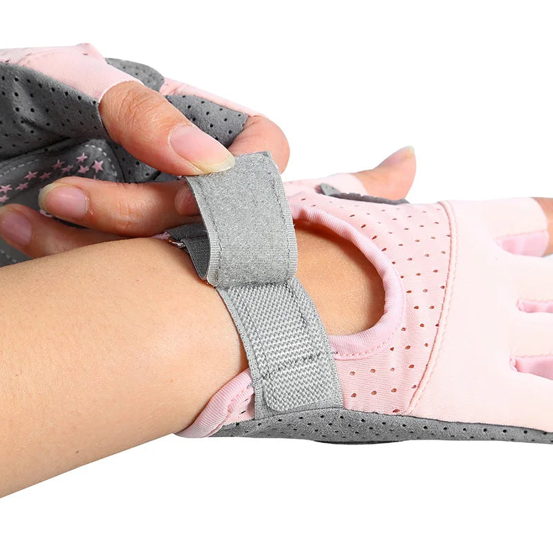 Anti-Slip Gym Gloves – Weightlifting & Workout Gloves